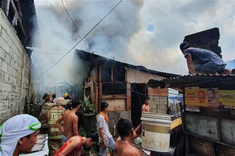 Fire razes 50.